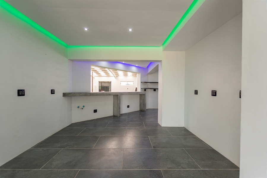 9 Bedroom Property for Sale in Long Acres Country Estate Western Cape